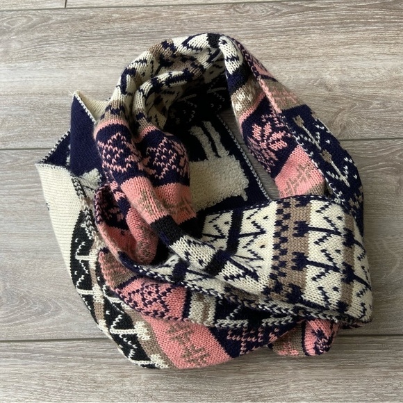 G Fashion Textured Knitted Snowflake Moose Pattern Scarf - Picture 13 of 13